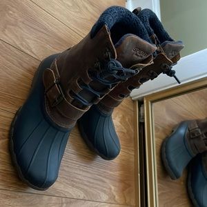 Winter boots